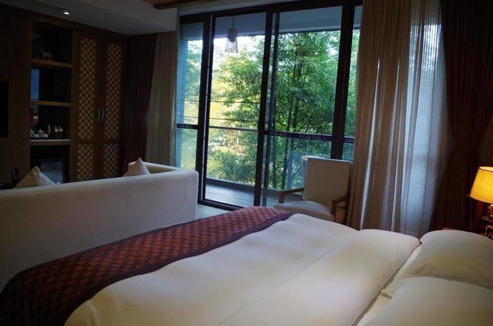 Qingchengshan Huifeng Hotel Jiezi Ancient Town Exterior photo