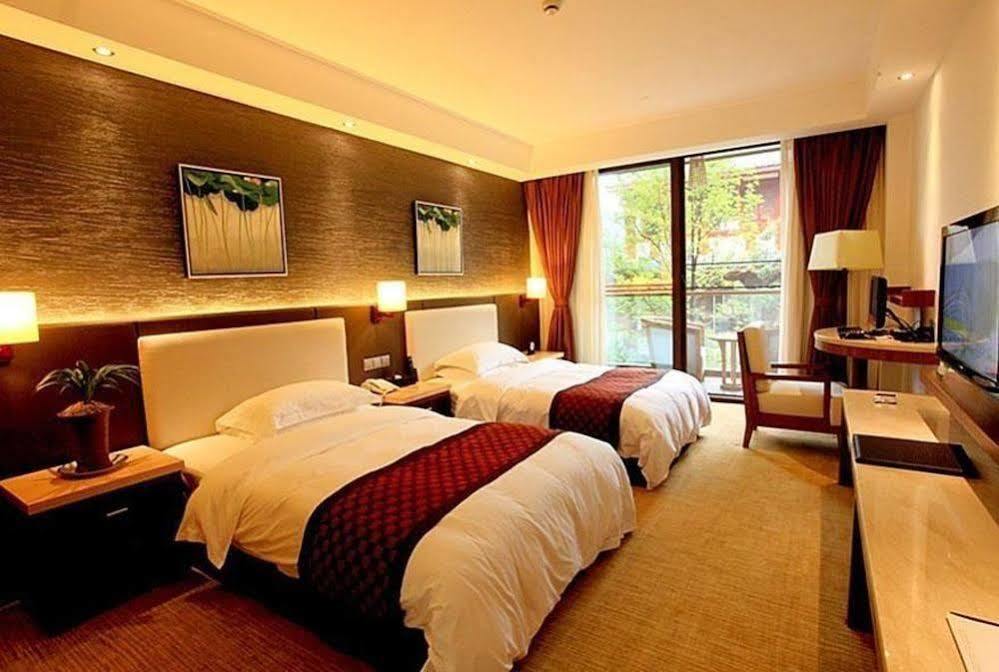 Qingchengshan Huifeng Hotel Jiezi Ancient Town Exterior photo